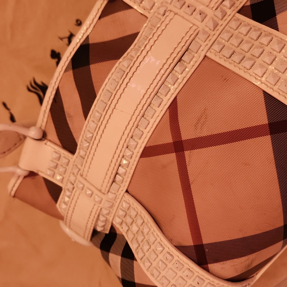 Burberry Studded Nova Check Bag - Picture 10 of 14